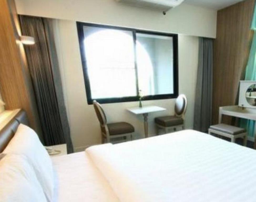 Hotel Papa Bangkok Siriraj Εξωτερικό φωτογραφία